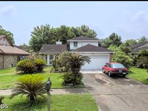 12066 Kleinmeadow Drive, Houston TX 77066