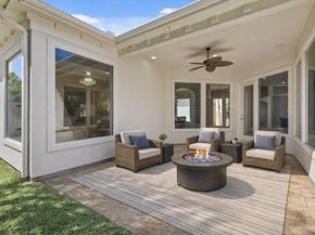 70 Blooming Grove Lane, Houston TX 77077