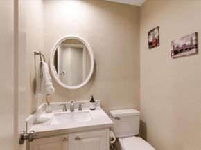10 Owls Cove Place, The Woodlands TX 77382