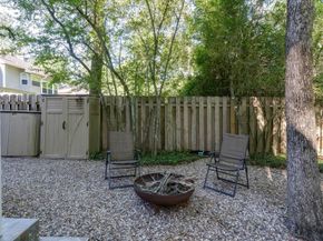 10 Owls Cove Place, The Woodlands TX 77382