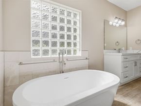59 Champion Villa Drive, Houston TX 77069