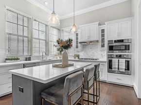 6054 Kansas Street, Houston TX 77007