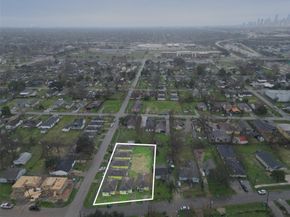 3938 King Street, Houston TX 77026