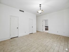 41 WILLOWEND Drive, Houston TX 77024