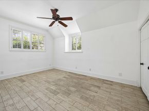 41 WILLOWEND Drive, Houston TX 77024