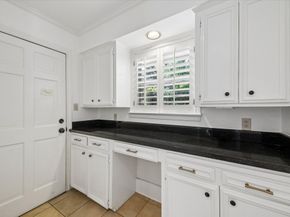 41 WILLOWEND Drive, Houston TX 77024
