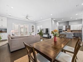 1565 W 22nd Street, Houston TX 77008