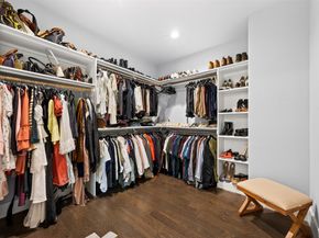 1565 W 22nd Street, Houston TX 77008
