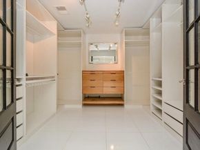 10603 Riverview Drive, Houston TX 77042