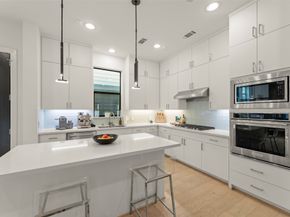 6019 Truro Street, Houston TX 77007