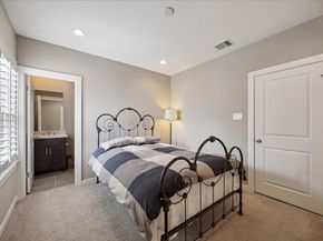 1917 Shearn Street, Houston TX 77007