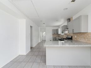 433 Calloway Street, Houston TX 77029