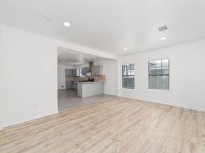 433 Calloway Street, Houston TX 77029