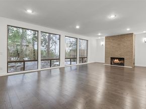 9043 Briar Forest Drive, Houston TX 77024