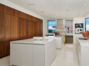 1 Waterway Court 5B, The Woodlands TX 77380