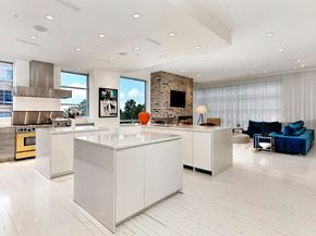 1 Waterway Court 5B, The Woodlands TX 77380