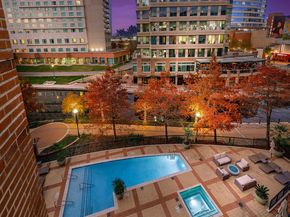 1 Waterway Court 5B, The Woodlands TX 77380