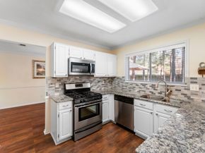 34 Sweetdream Place, The Woodlands TX 77381