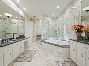 5 Camden Ct, Sugar Land TX 77479