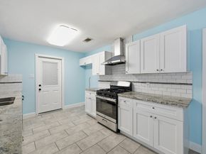 642 Arvana Street, Houston TX 77034