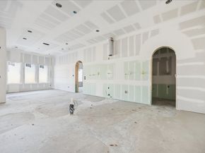 1714 Hewitt Drive, Houston TX 77018