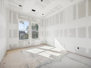 1714 Hewitt Drive, Houston TX 77018