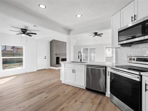 13314 N Thorntree Drive, Houston TX 77015