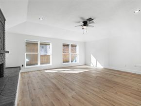 13314 N Thorntree Drive, Houston TX 77015