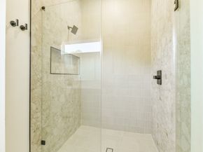 164 Wallace Street, Houston TX 77022