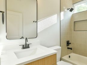 164 Wallace Street, Houston TX 77022