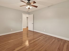 5310 Spellman Road, Houston TX 77096