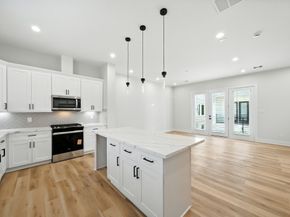 1985 Bauer Dr, Houston TX 77080