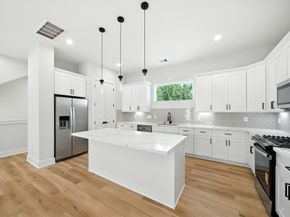 1985 Bauer Dr, Houston TX 77080