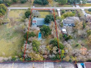 8808 Wateka Drive, Houston TX 77074