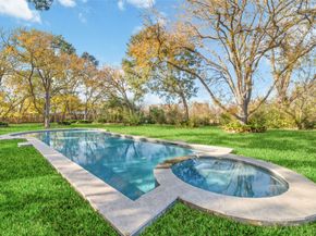 8808 Wateka Drive, Houston TX 77074