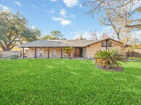 8808 Wateka Drive, Houston TX 77074