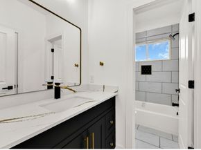 4404 Bond Street, Houston TX 77026