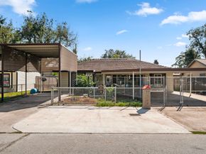 56 Wellford Street, Houston TX 77022