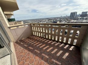 2016 Main Street 1814, Houston TX 77002