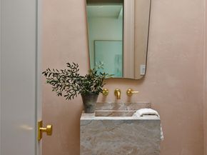 3717 Chevy Chase Drive, Houston TX 77019