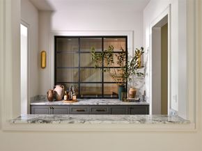 3717 Chevy Chase Drive, Houston TX 77019