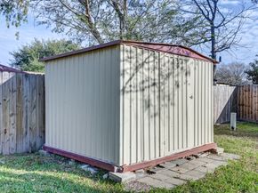 7618 Deadwood Drive, Houston TX 77040