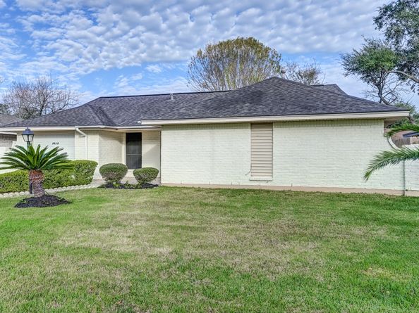 7618 Deadwood Drive, Houston TX 77040