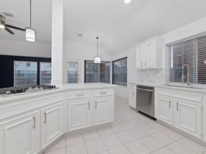 3323 Shadowfern Drive, Houston TX 77082