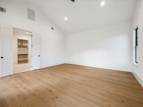 6227 Grovewood Lane, Houston TX 77008