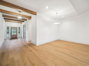 6227 Grovewood Lane, Houston TX 77008