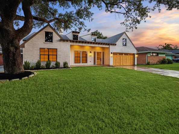 6227 Grovewood Lane, Houston TX 77008