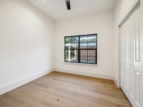 6227 Grovewood Lane, Houston TX 77008