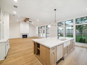 6227 Grovewood Lane, Houston TX 77008