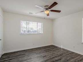 6434 Leader Street, Houston TX 77074